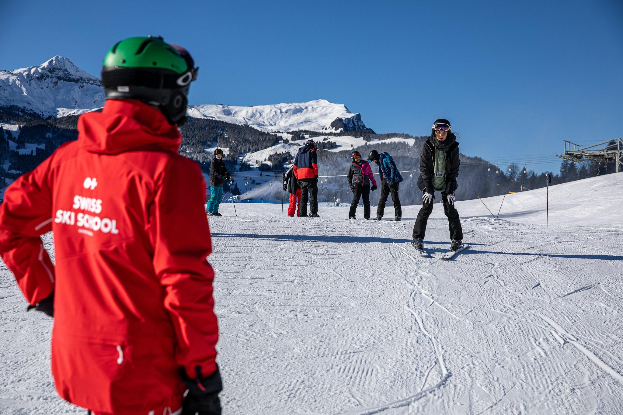 Von Interlaken aus: 8-Stunden-Skifahren in Grindelwald für Einsteiger