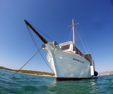 Kaiki cruise to Antiparos & Despotiko including BBQ lunch