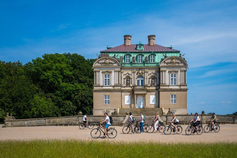 Copenhagen: Royal Castles and Helsingør City Tour
