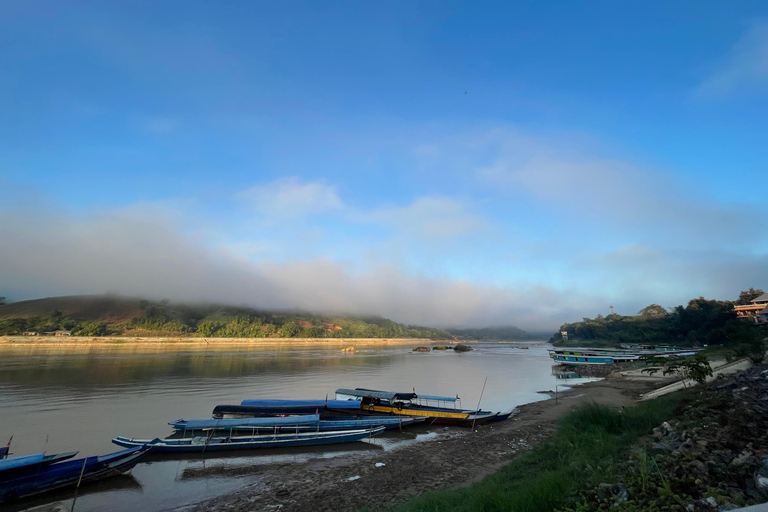 Laos Slow boat: 2-Day Slow Boat to Luang Prabang