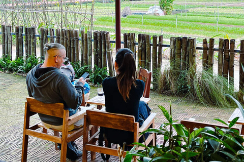 Hoi An: tour delle gemme nascoste con caffè nel villaggio e passeggiata sulla spiaggiaTour di gruppo (inglese)