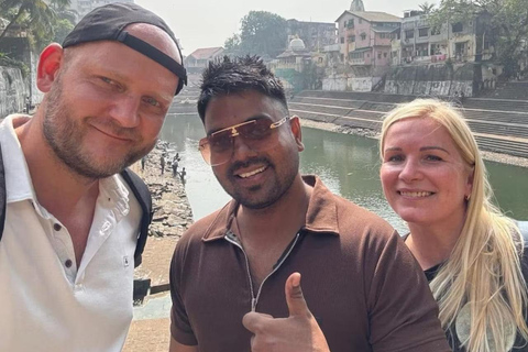 Mumbai: Guided City Tour with Chai and Fishermen