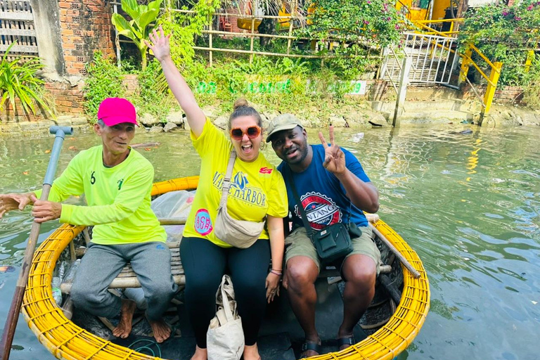 Hoi An: Przejażdżka łodzią bambusową po lesie kokosowym Bay Mau