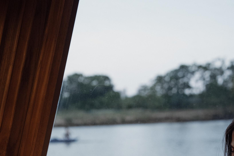 Hoi An Luxury Sunset Cruise: 5-Course Spice Menu & Cocktails VND 3,800,000 | 5-course + wine & sparkling free-flow