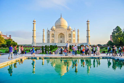 From Delhi: Taj Mahal & Agra Private Day Trip with Transfers Air-Conditioned Car, Driver, Guide, Monument Tickets & Food