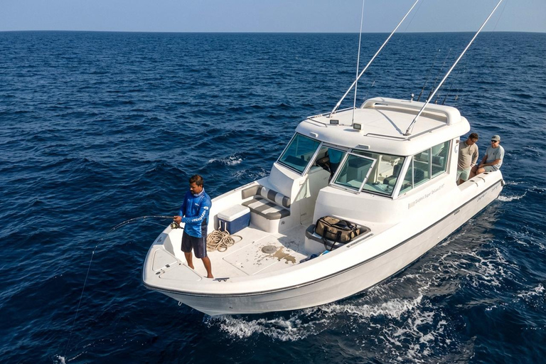 Abu Dhabi: Fishing Tour with Island BBQ Experience
