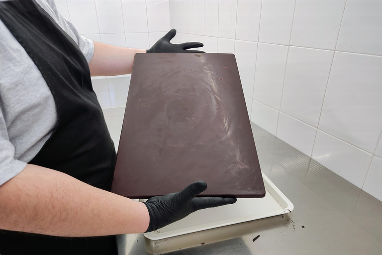 Chocolatier for a day: raw bean to bar chocolate in Modica