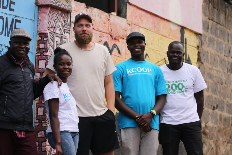 Nairobi: Tour a piedi del centro con i bambini di strada