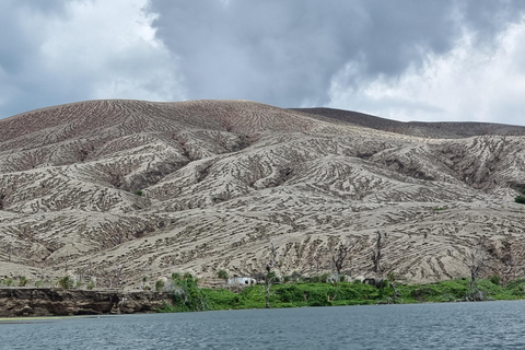 私人观光：大雅台高地和塔尔火山游船私人观光：大雅台中部地区和塔尔火山游船