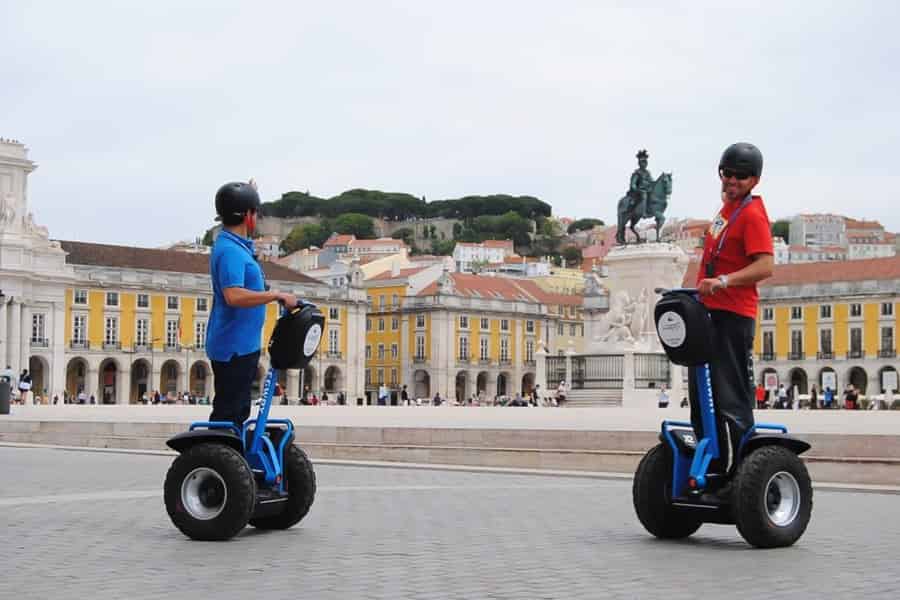 Lissabon: 3 Stunden privater Segway Straßen von Hügeln. Foto: GetYourGuide Lissabon: 3 Stunden privater Segway Straßen von Hügeln. Foto: GetYourGuide