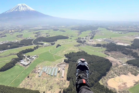 Tokyo - Paragliding Experience with Mt. Fuji Views Tandem flights-instructor will handle the controls of flight