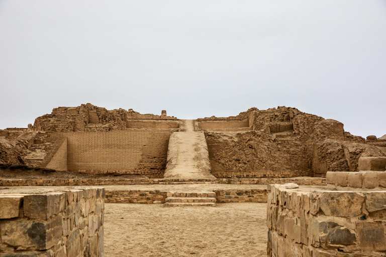 Lima City Tour: local food, Pachacamac and the golden civilizations!