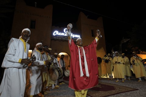 Agadir : Dîner-Spectacle Fantasia du Nouvel An à Chems AyourDîner de la Saint-Sylvestre Fantasia – Menu authentique + transfert à Taghazout