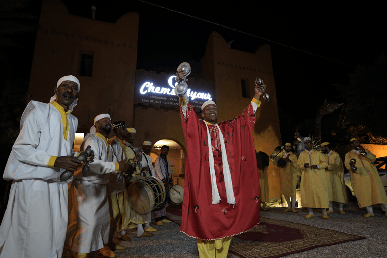 Agadir : Dîner-Spectacle Fantasia du Nouvel An à Chems AyourDîner de la Saint-Sylvestre Fantasia – Menu authentique + transfert à Taghazout