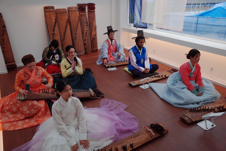 سيول فصل غايجيوم وتجربة الهانبوك في قرية بوكشون