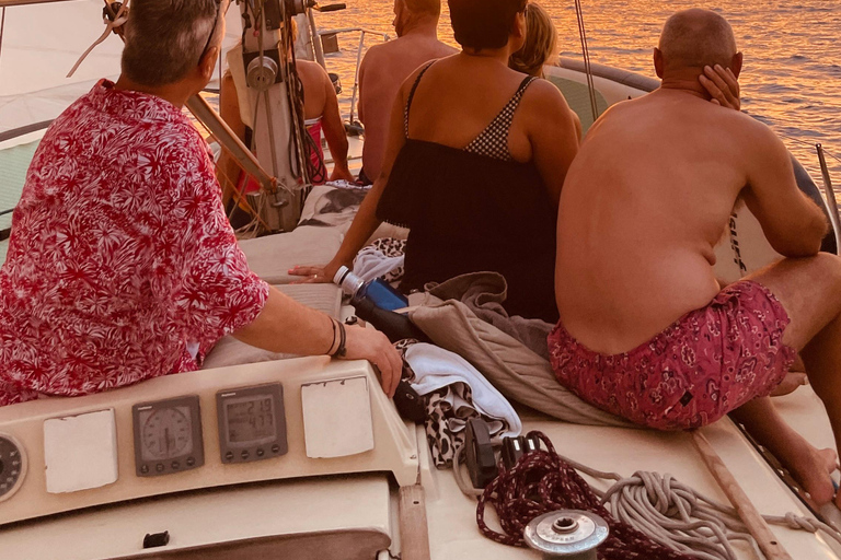 Ibiza : Excursion d&#039;une journée en bateau à voile à Formentera avec pagaie