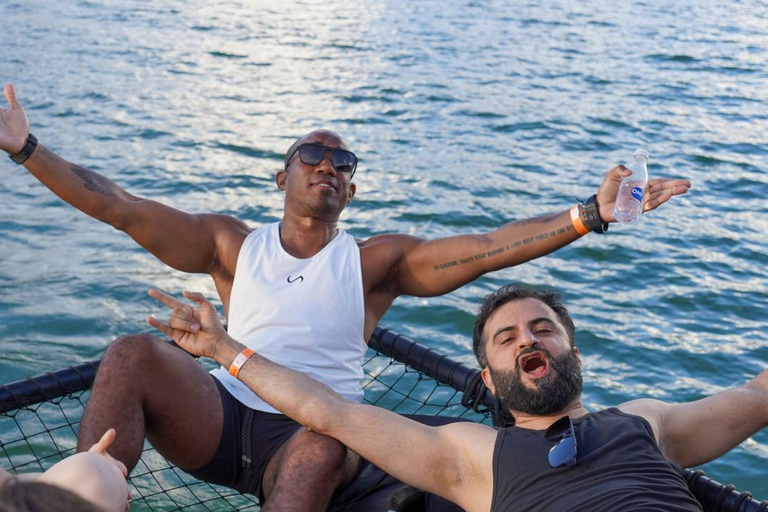 Medellín: Guatape Tour + Bootfeest