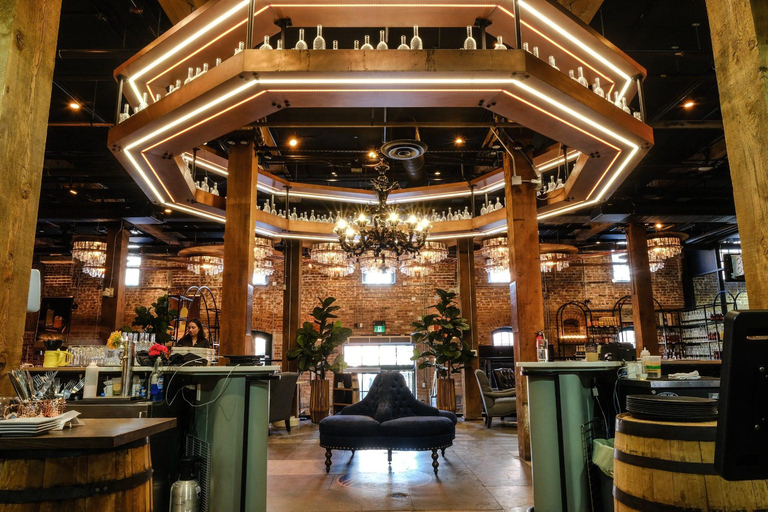 Toronto City Tour with optional Tasting & Cruise Tour + Cruise