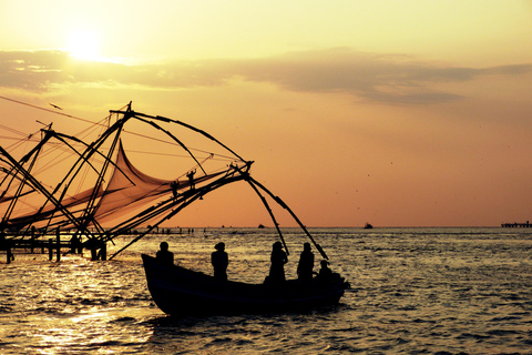 Private 5-Days Kerala Tour with Sightseeing Tickets