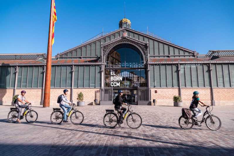 Barcellona: Tour in bici elettrica con tapas e vino