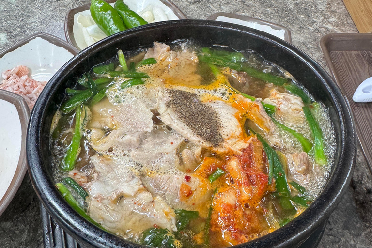 Busan: Local Market & Community Culinary Guided Food Tour