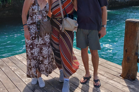 桑给巴尔：监狱岛、纳库彭达沙滩和萨拉姆海龟游泳私人观光（含接送服务）