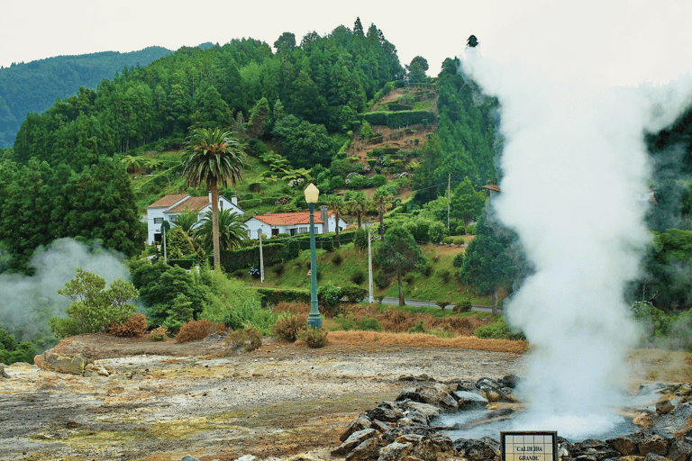 Thermal Baths and Botanical Garden Experience – São Miguel Volcanic Route & Thermal Baths Experience – São Miguel