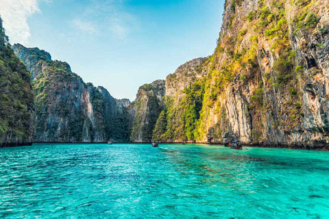 Phuket to Phi Phi Full-Day Luxury Speed Boat Charter Phuket: Private Full-Day Speed Boat Charter