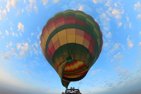Dubai: Private Heißluftballontour über die Wüste von Dubai