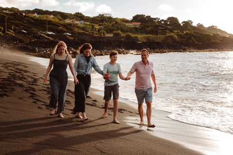 Faial Island: Private professional photoshoot experience Faial Island: Big Family private professional photoshoot