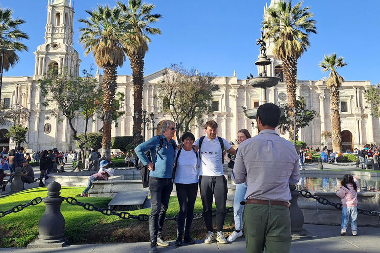 Arequipa: Sillar Route, Quarries + Culebrillas Trekk