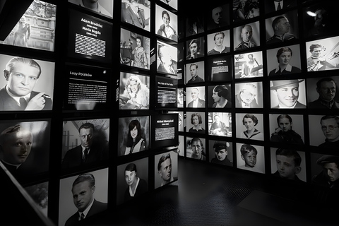 Łódź: Film Heritage Tour with Museum & Film School HollyŁódź Complete Film Experience (3,5 h)