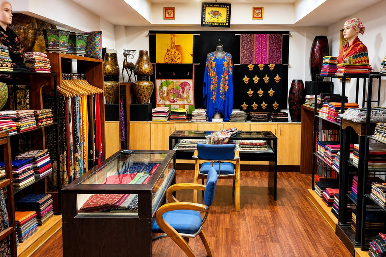 Kochi: Last-Day Shopping Tour with Memories