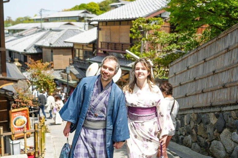 Tokyo: Guided Walking Tour with Kimono Experience
