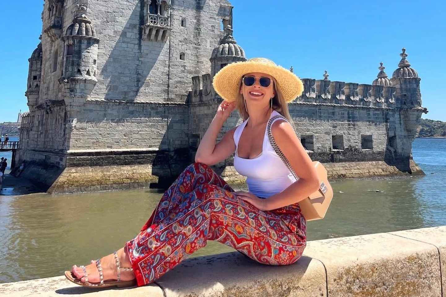 Lisbon Old Town & Alfama Tuk Tuk Guided Tour - Explore Lisbon’s Old Town & Hidden Streets by Tuk Tuk