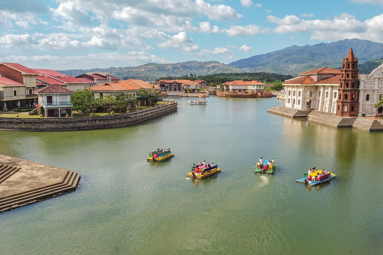 Private Las Casas Filipinas de Acuzar Tour