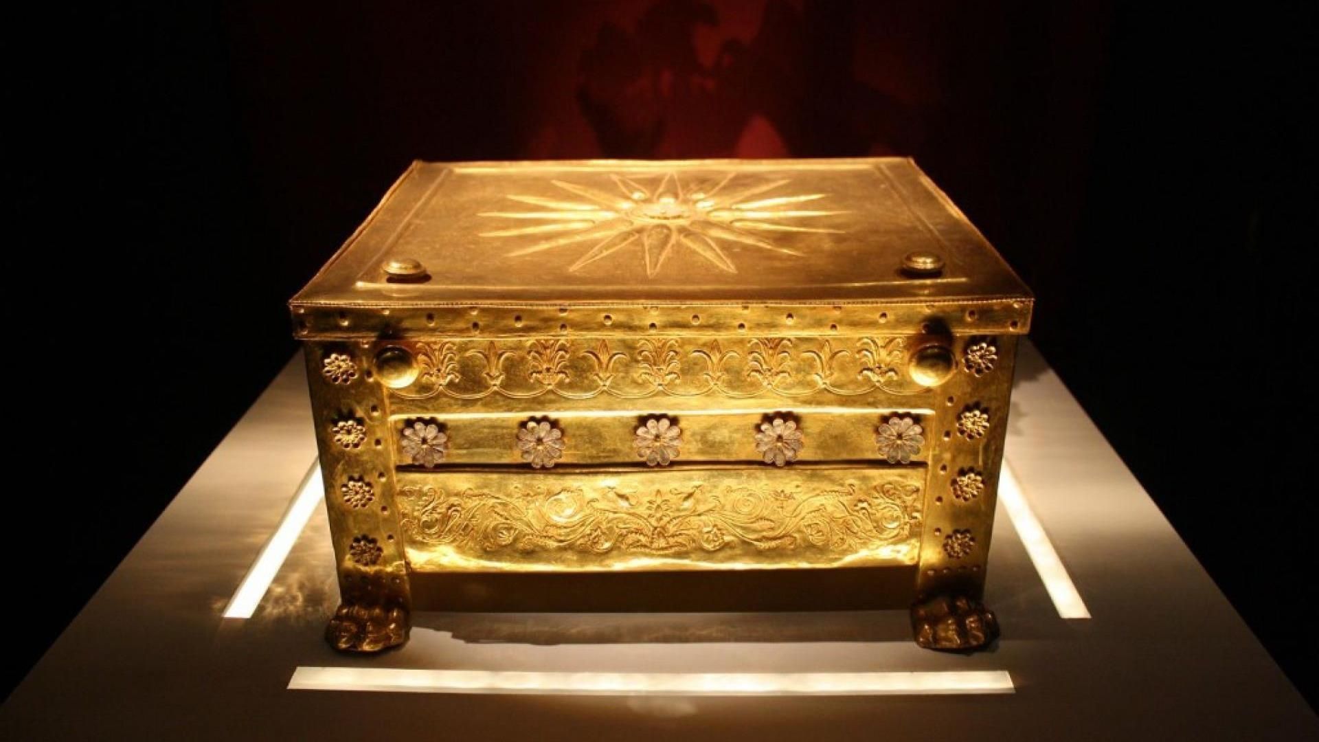Von Thessaloniki aus: Tagestour zu den Königsgräbern von Aigai und dem Pella-Museum