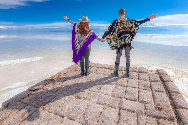 Da San Pedro de Atacama: Tour di 3 giorni delle Saline di Uyuni