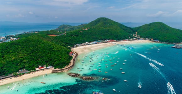 Coral Island Tour by Speedboat with Indian Lunch