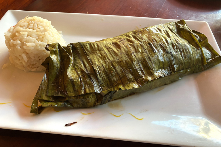 Cancun: Old Town Food Tour with 6 Tastings & A Secret Dish