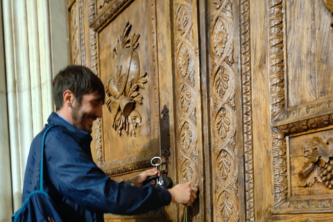 Florence: VIP Duomo After Hours Tour with Dome & Terraces