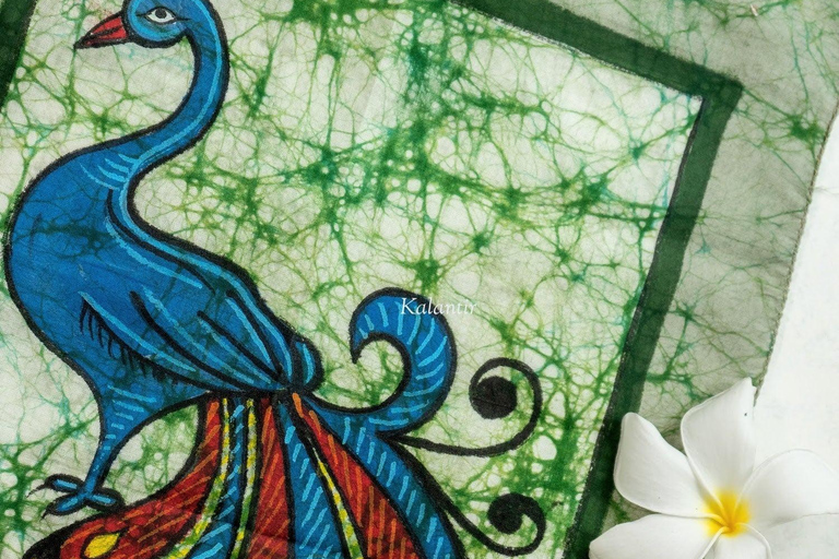 Kandy: Tuk-Tuk Tour with Batik Workshop and Spice Garden