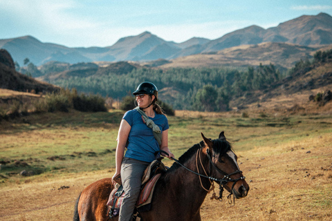 Cusco: Horseback Riding and Pachamama Ceremony Tour