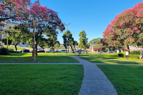 Recoleta Walking Tour and Live Jazz Show