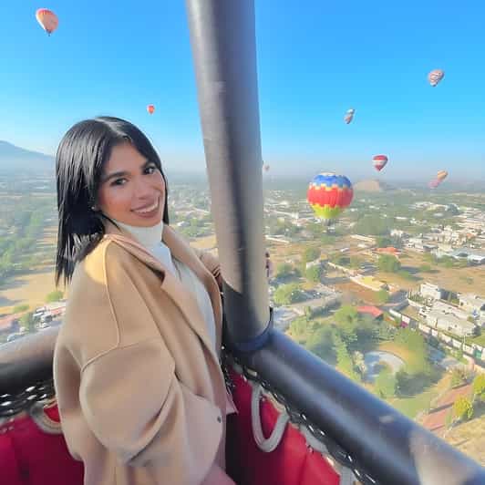 Teotihuacan: Vuelo en globo con desayuno en cueva natural