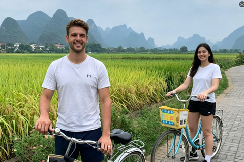 Guilin: Join a group Li river cruise biking west street tour