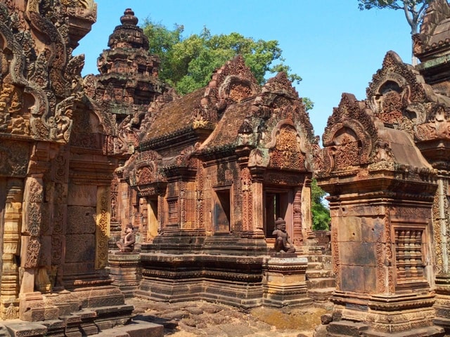 Siem Reap: Angkor Wat, Angkor Thom, and Banteay Srei Tour