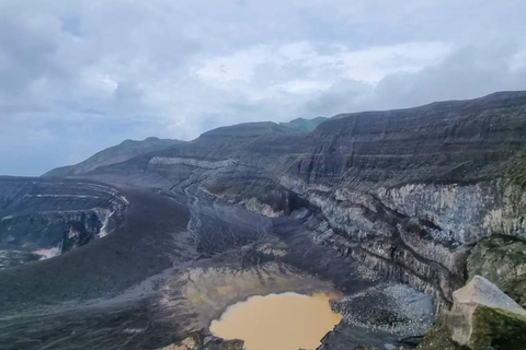 Excursión al volcán de la Soufriere en San Vicente