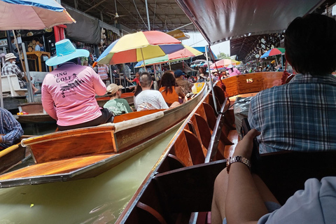 Bangkok: Maeklong Railway and Damnoen Saduak Market Tour Bangkok: Maeklong Railway, Floating Market & Wat Bangkrung