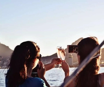 Cape Town: Sunset Champagne Cruise